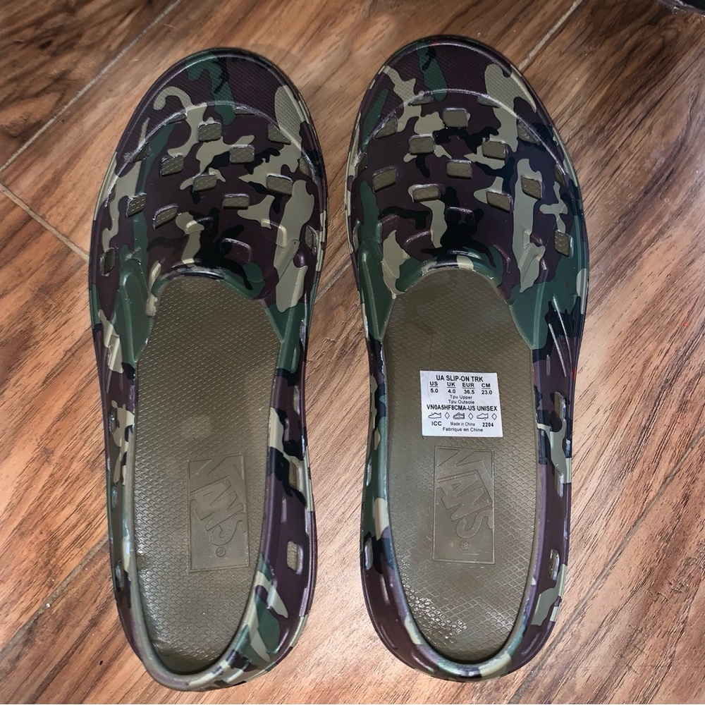 Vans Camouflage Slip-On Sneakers